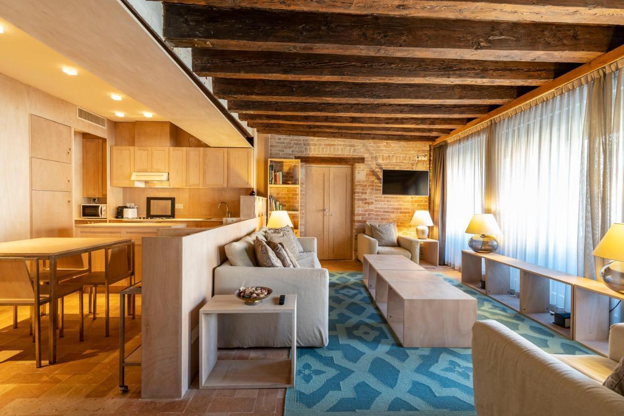 Ca' Del Fontego - Luxury Grand Canal Venedig Eksteriør billede