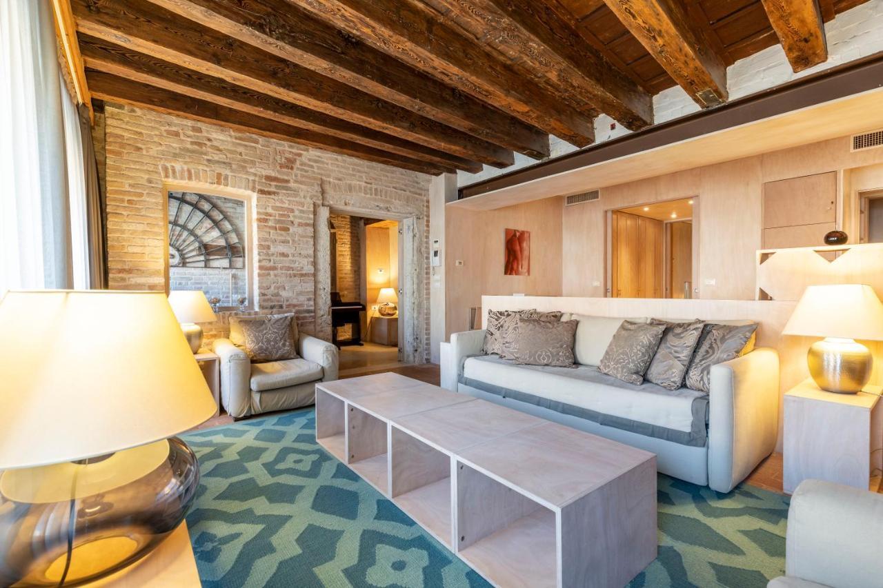 Ca' Del Fontego - Luxury Grand Canal Venedig Eksteriør billede